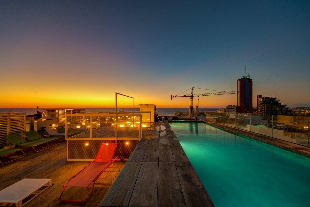 Ikyk Hotel (Adults Only) Saint Julian's Exterior photo